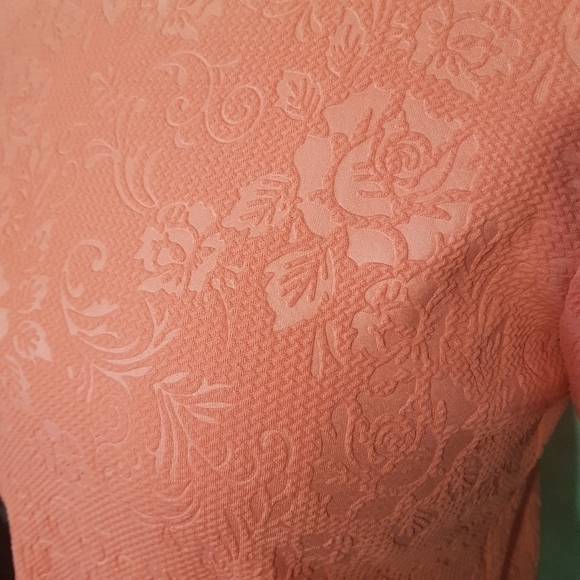 Mandy Evans Coral Rose Embossed Short Sleeved Top - Picture 2 of 10